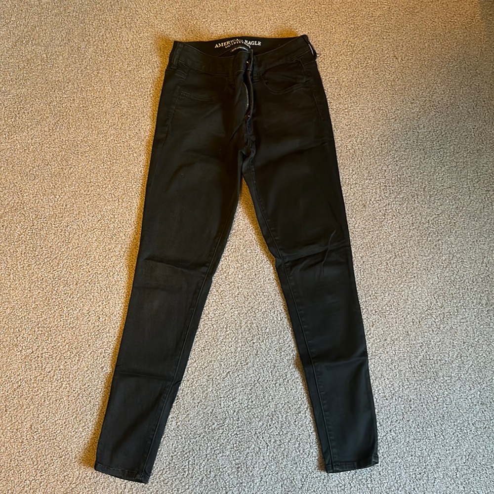 Women’s black jeggings